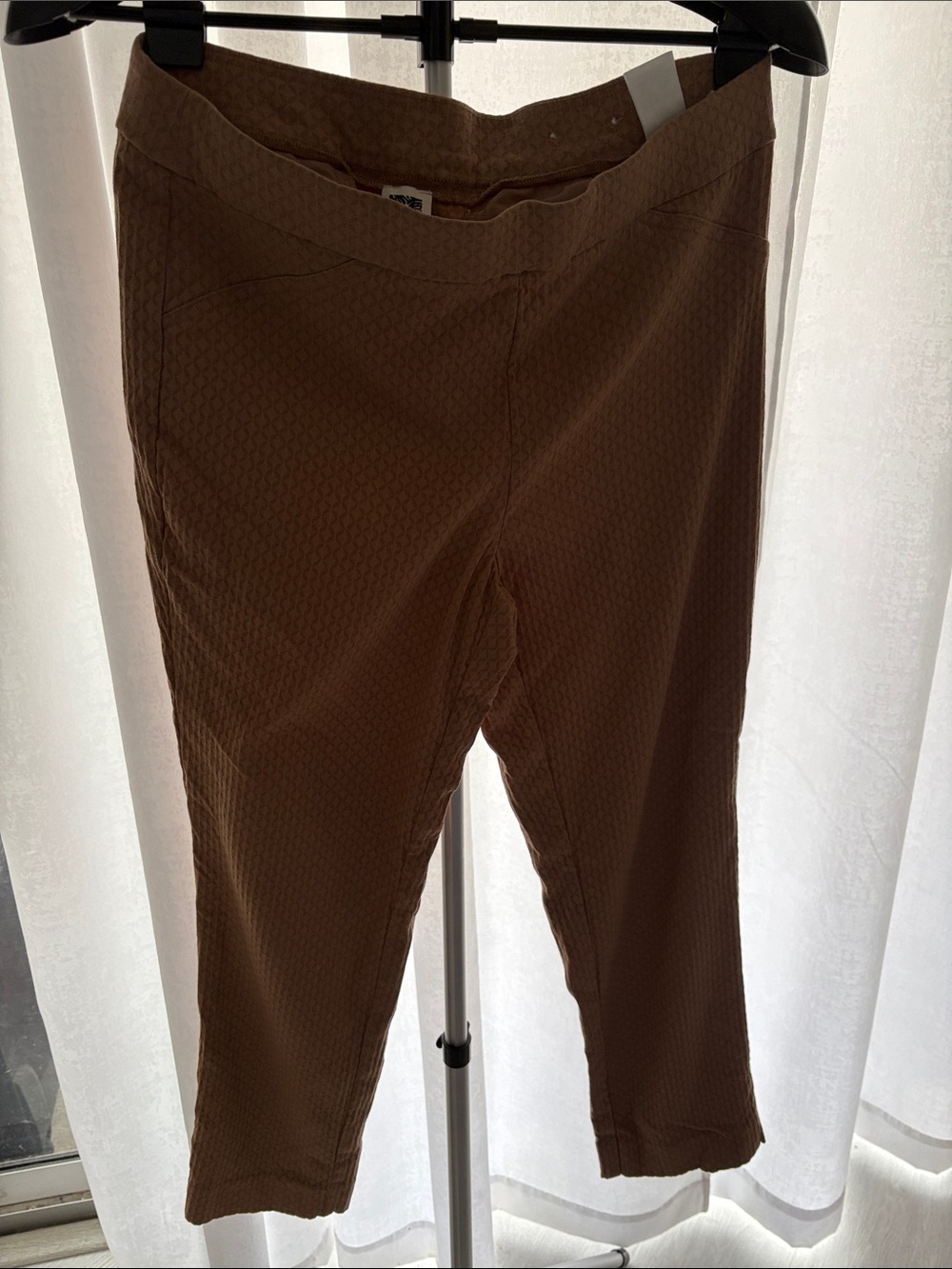Anne Klein light tan Quilted pants